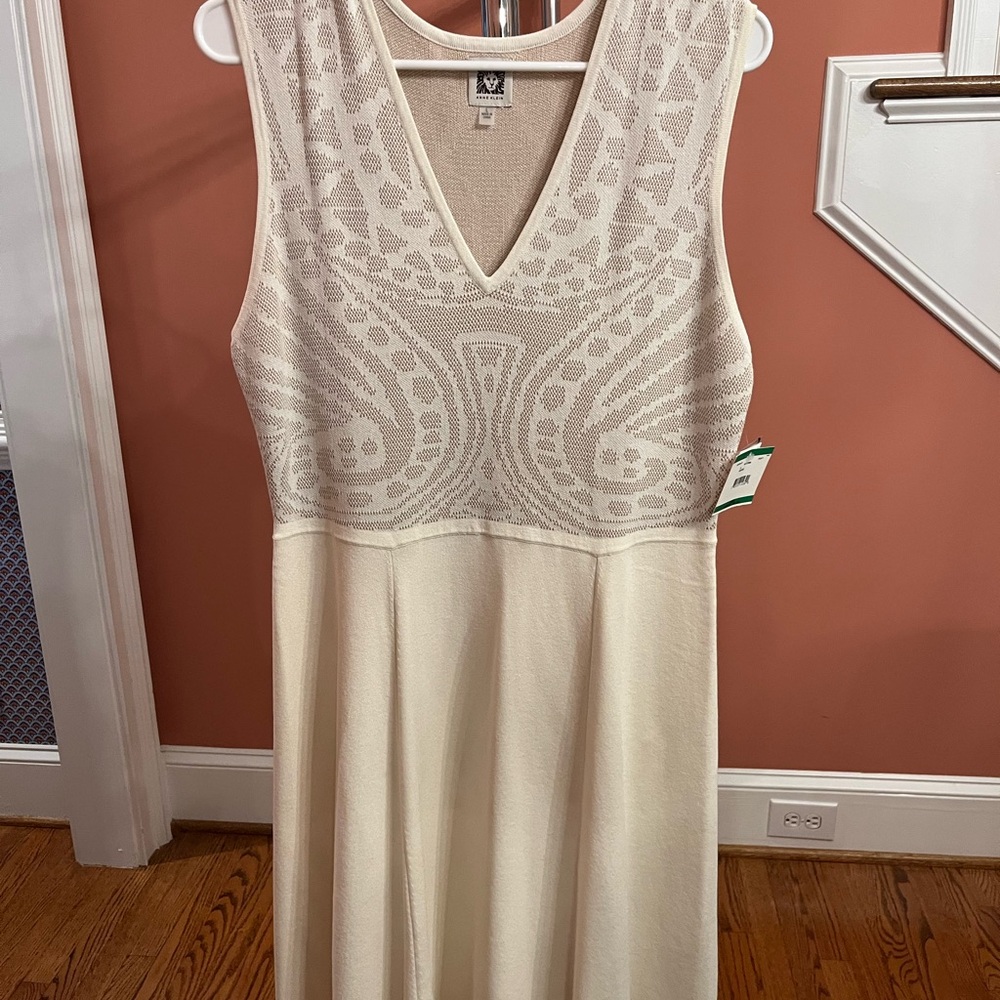 Anne Klein Cream Sheath Midi Dress V-Neck Sleeveless